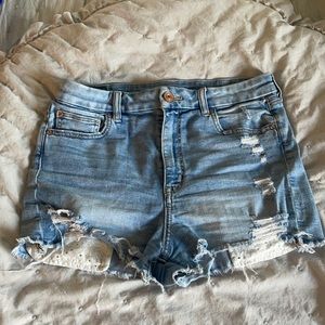 American Eagle Curvy High Rise Shortie